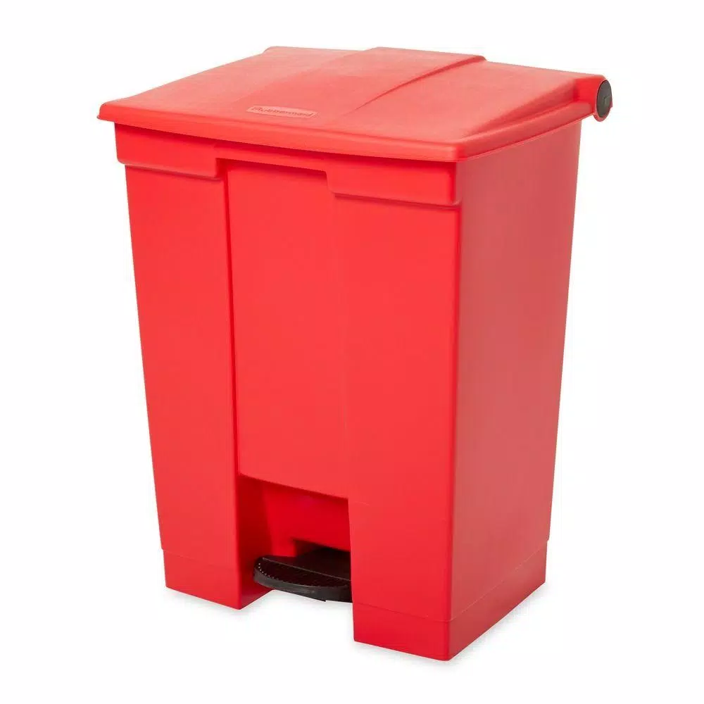 Rubbermaid Commercial Products 18 Gal. Red Fire-Safe Step-On Medical Trash Can, Puncture-Resistant Plastic