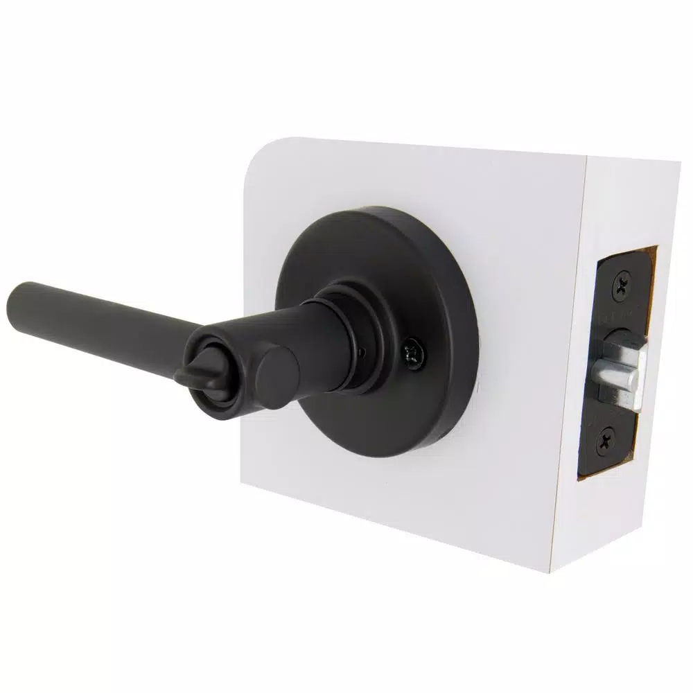 Defiant Highland Matte Black Keyed Entry Door Lever with Round Rose