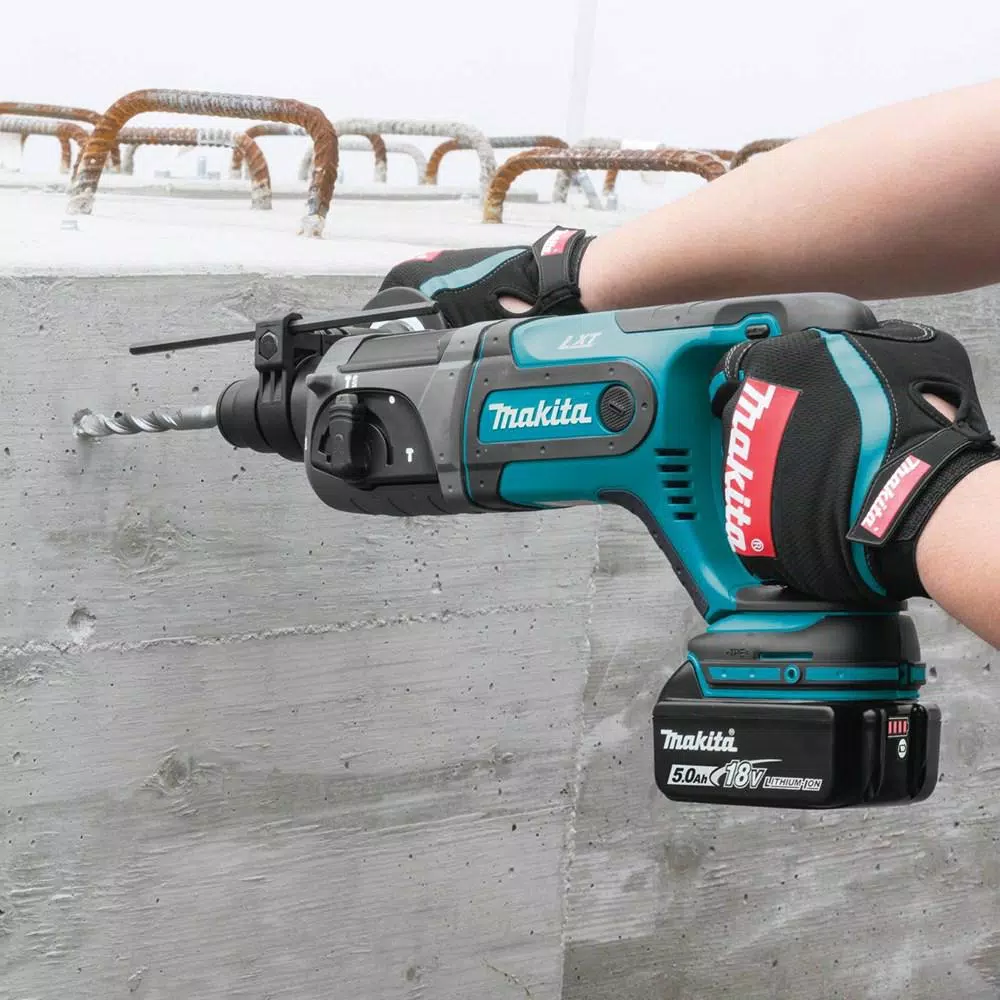 Makita 18V LXT Cordless SDS-Plus Rotary Hammer Drill Kit w/ (2) 5.0Ah Batteries & Charger