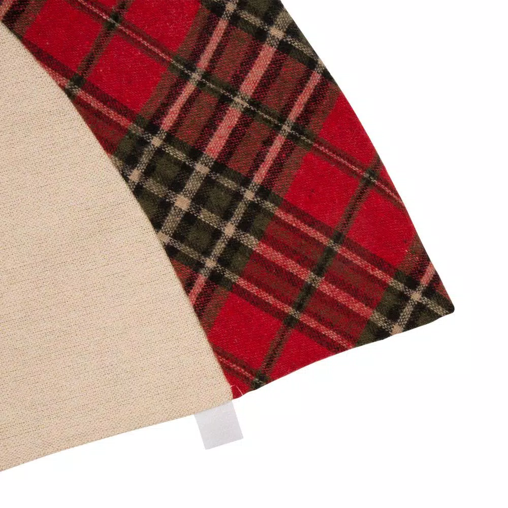 Glitzhome 48 in. Red Truck Embroidered Fabric Christmas Tree Skirt