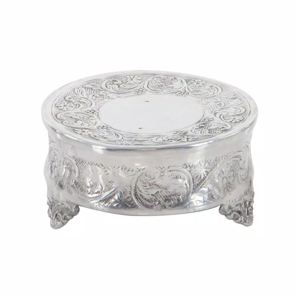 LITTON LANE Silver Aluminum Round Cake Stand Set of 4 with Floral Vine Design