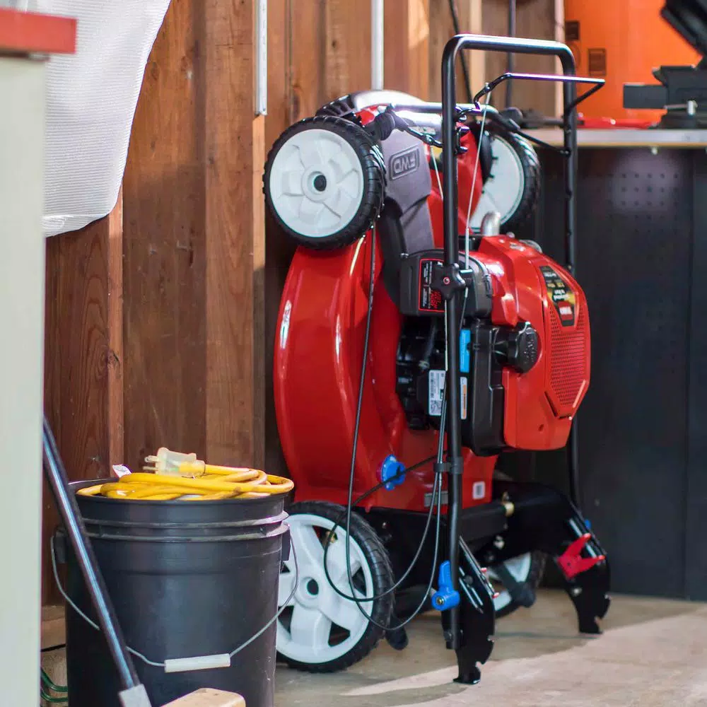Toro Recycler 22 in. SmartStow Self-Propelled Gas Lawn Mower with Briggs & Stratton Engine