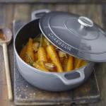 Chasseur 5.5 qt. Round Enameled Cast Iron Dutch Oven with Lid, Caviar Grey thumbnail 2