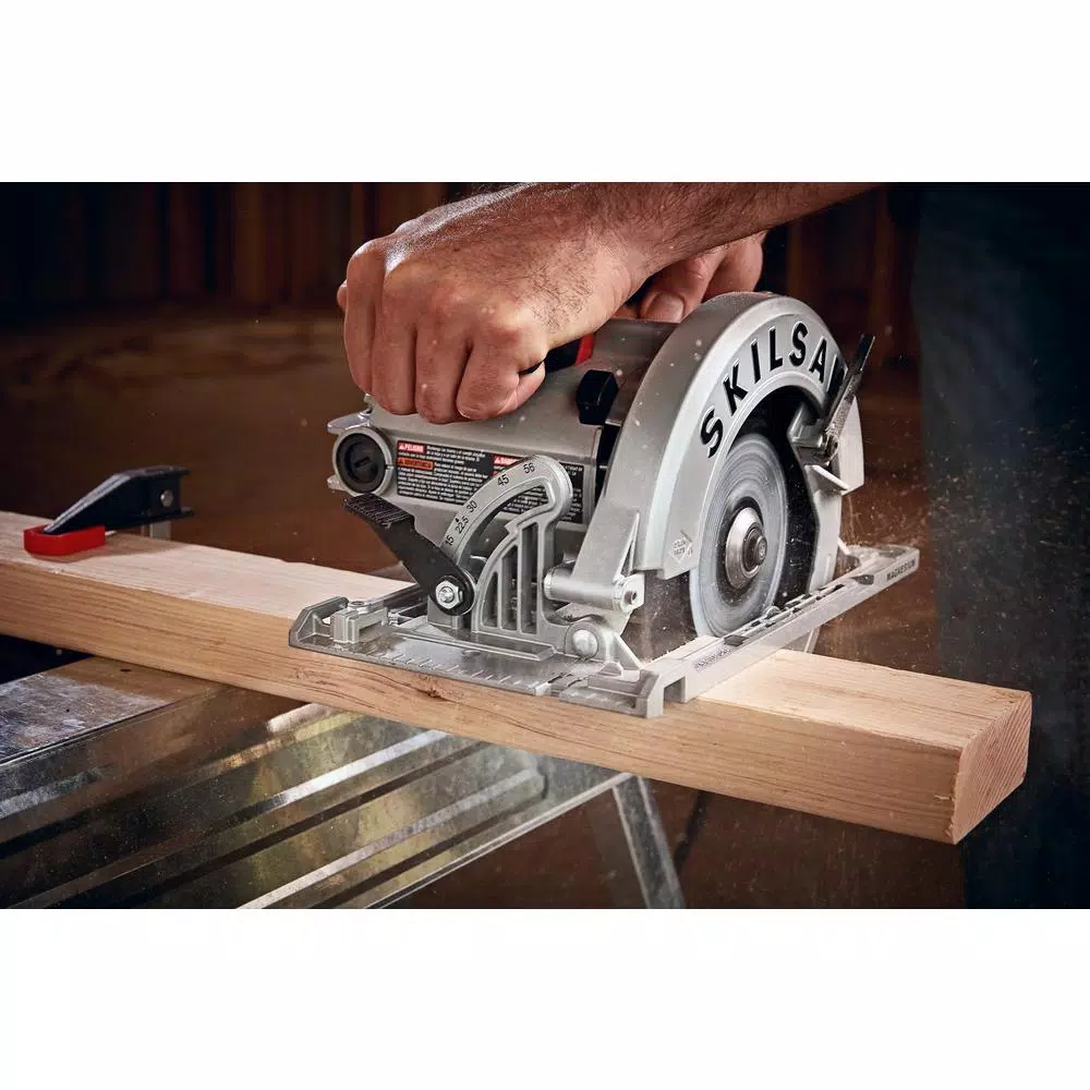 Skilsaw 7-1/4 in. Magnesium Left Blade Sidewinder Circular Saw, 15 Amp