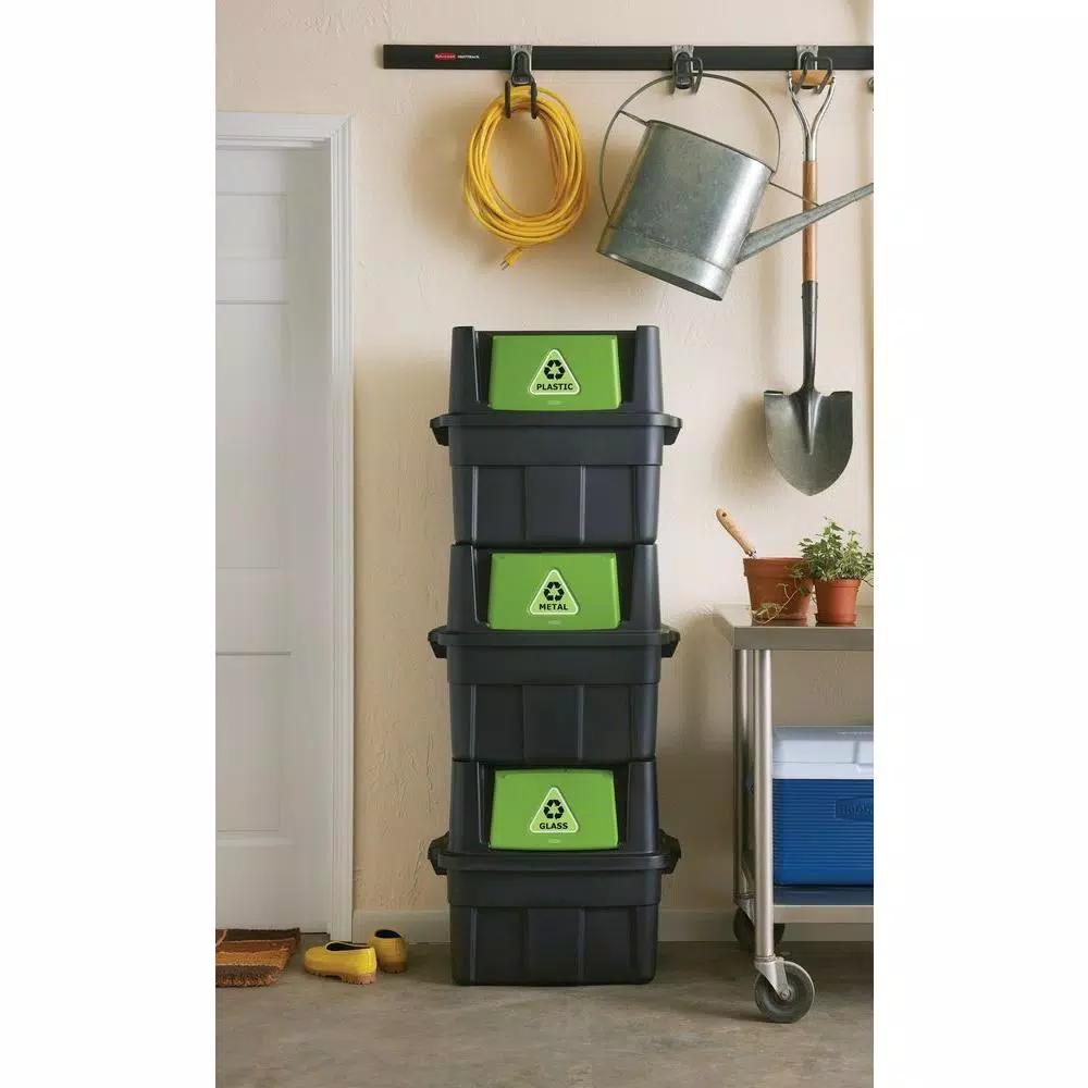 Rubbermaid 14 Gal. Stackable Indoor/Outdoor Recycling Bin with Lid