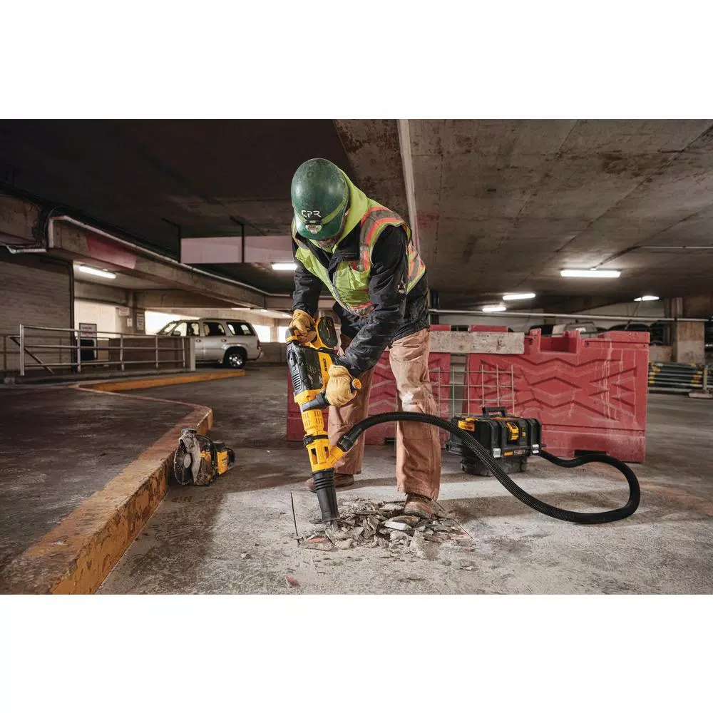 DEWALT 60V MAX FLEXVOLT Cordless Brushless 2 in. SDS MAX Combination Rotary Hammer Kit with (2) 12.0Ah Batteries