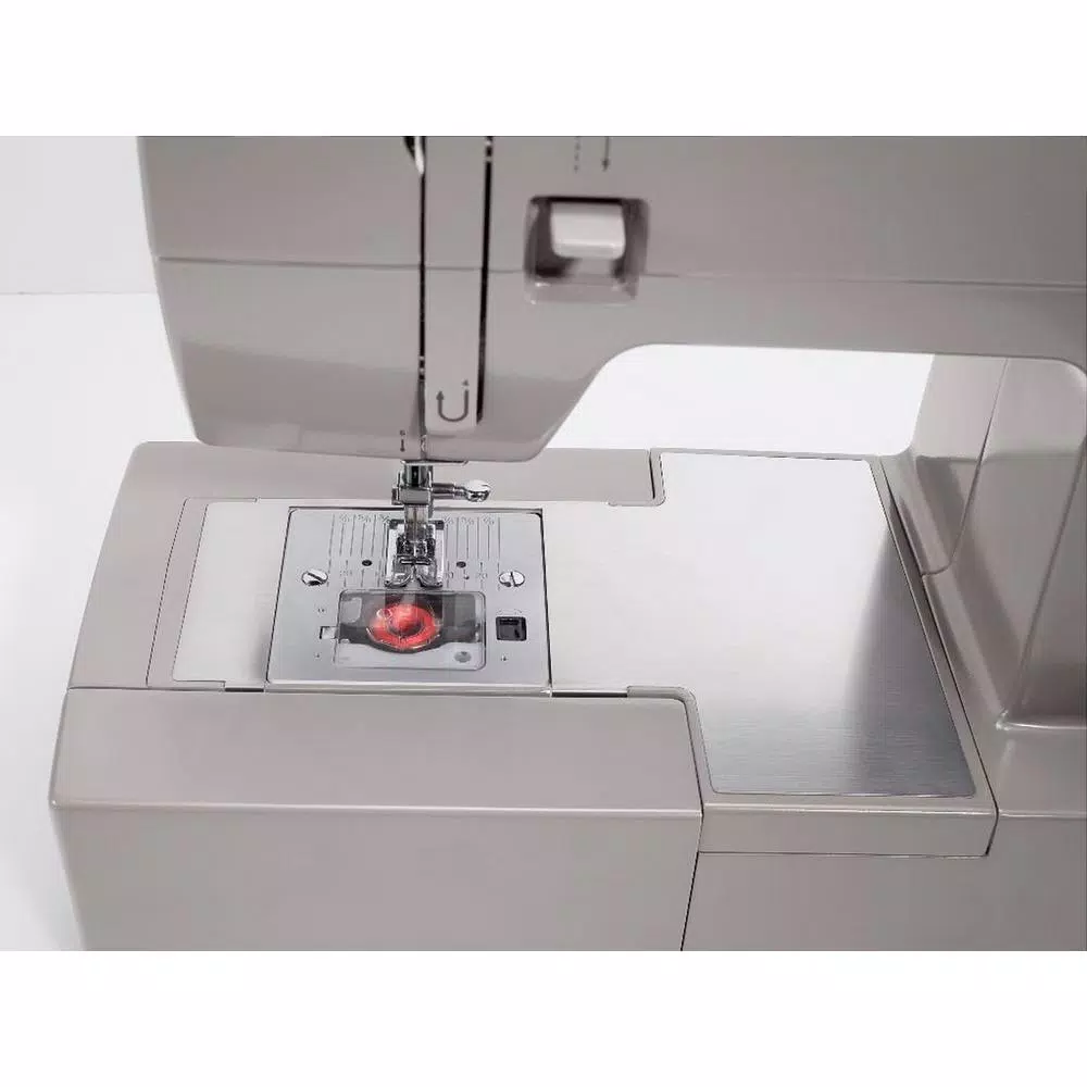 Singer 4423 Heavy Duty Sewing Machine with 23 Built-In Stitches
