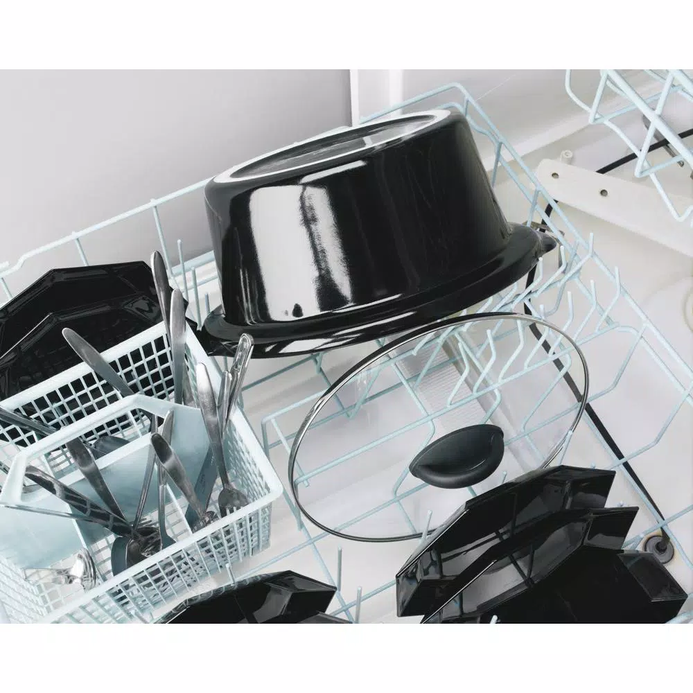 Hamilton Beach 4 Qt. Black Chrome Slow Cooker with 3 Heat Settings and Glass Lid