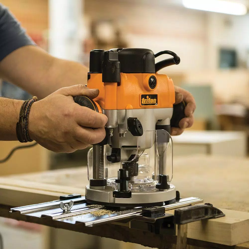 Triton 110-Volt Precision Dual Mode Router with Plunge, 2.25 HP, 13 Amp, Variable Speed