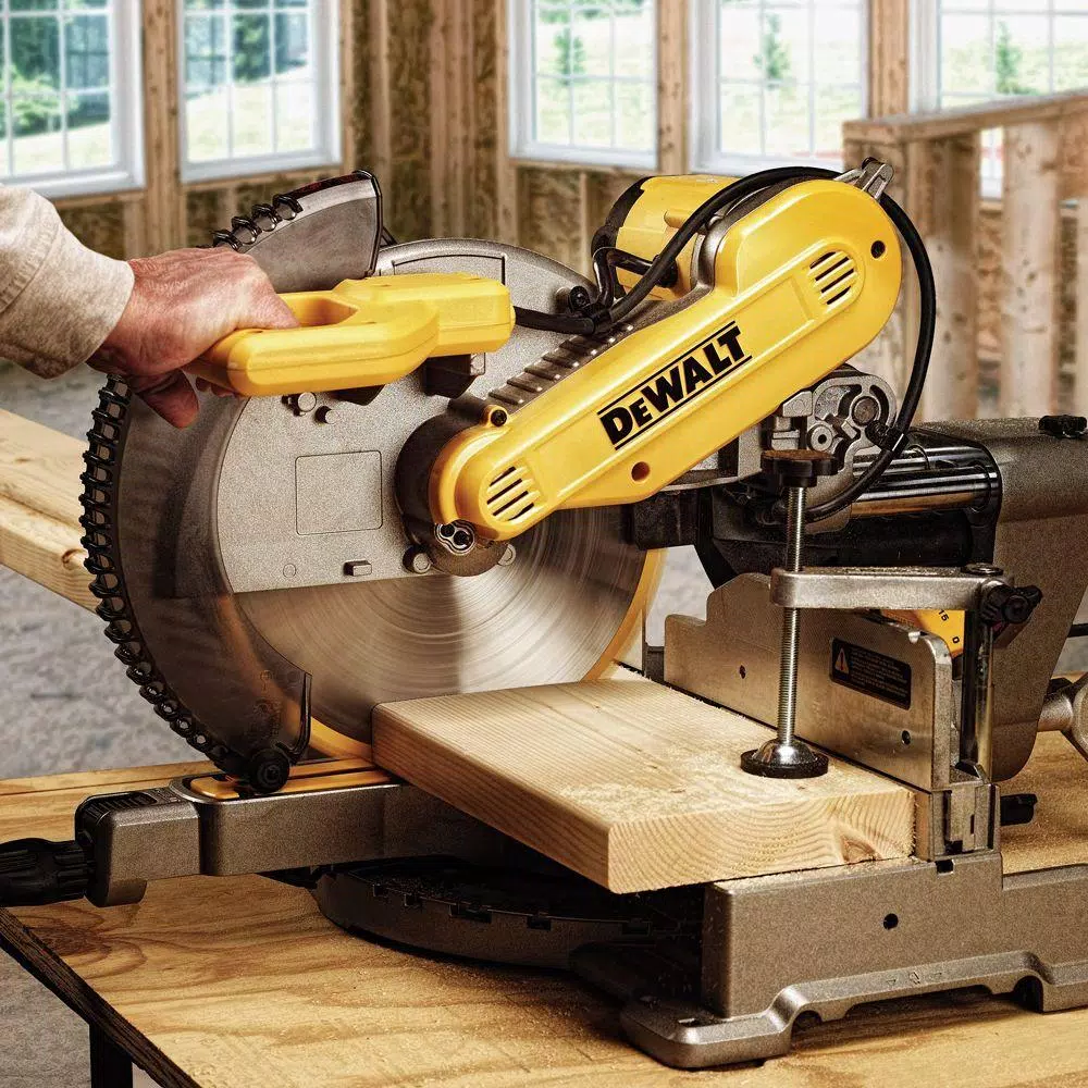 DEWALT DWS709 12 in. Dual Bevel Sliding Compound Miter Saw, 15 Amp