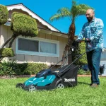 Makita 18V (36V) LXT Cordless Walk Behind Push Lawn Mower Kit, 17 in. Cutting Width, 5.0 Ah Batteries thumbnail 5