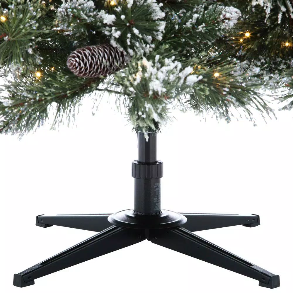 Home Accents Holiday 7.5 ft Sparkling Amelia Pine Pre-Lit Artificial Christmas Tree with 600 Warm White LED Lights