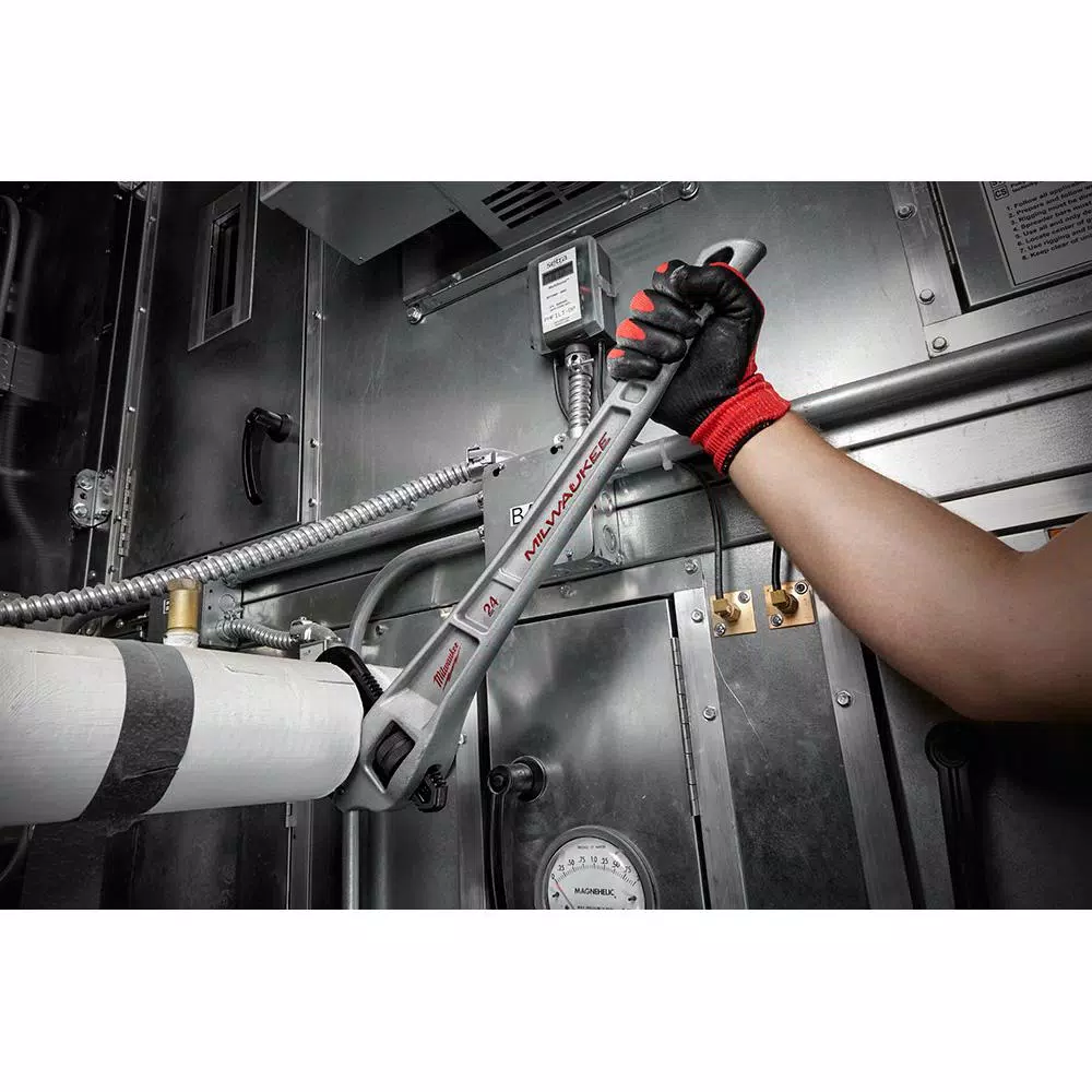 Milwaukee 24 in. Aluminum Offset Pipe Wrench