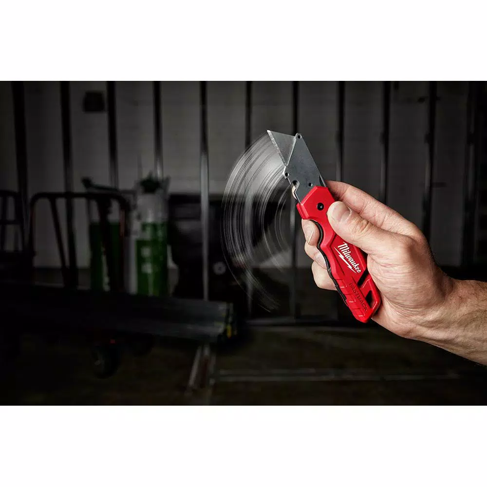 Milwaukee FASTBACK Folding Utility Knife with Blade Storage and Gut Hook