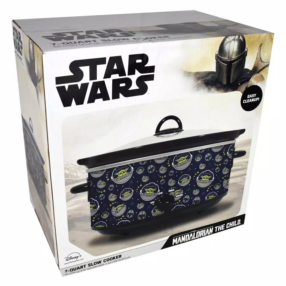 Uncanny Brands Star Wars The Mandalorian 7 Qt Navy Blue Slow Cooker with Wraparound Art