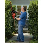 BLACK+DECKER HT20 20 in. 3.8 Amp Corded Electric Hedge Trimmer thumbnail 8