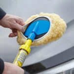 AutoRight Auto-Wash Stick 18 oz. Solution Dispensing Car Wash Brush with 56 in. Extendable Handle thumbnail 5
