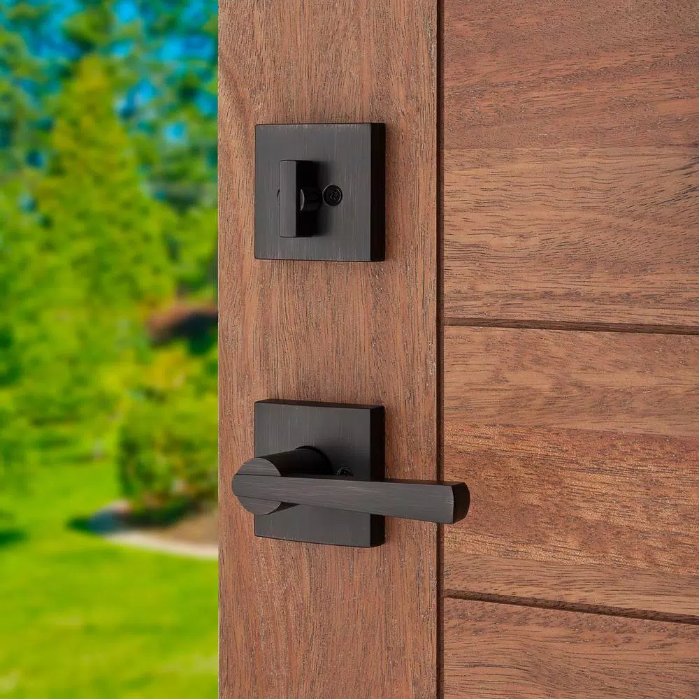 Baldwin Prestige Spyglass Single Cylinder Venetian Bronze Door Handleset with Square Lever
