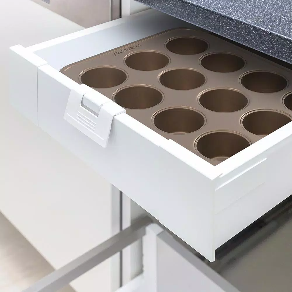 NutriChef 2-Piece Deluxe Non-Stick Steel Muffin and Cookie Baking Sheet Set, Gold