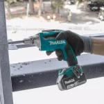 Makita 18V LXT Brushless Cordless Drywall Screwdriver Kit with 5.0Ah Battery & Charger thumbnail 8