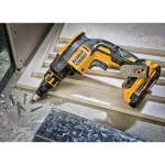 DEWALT 20V MAX XR Brushless Cordless Drywall Screw Gun Kit with (1) 5.0Ah Battery & Charger thumbnail 10