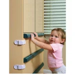 Dreambaby Angle Locks for Child Safety, 4-Pack White thumbnail 2