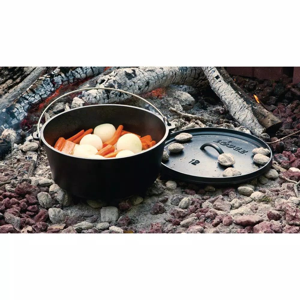 Lodge 6 qt. Round Cast Iron Camp Dutch Oven with Lid, Black