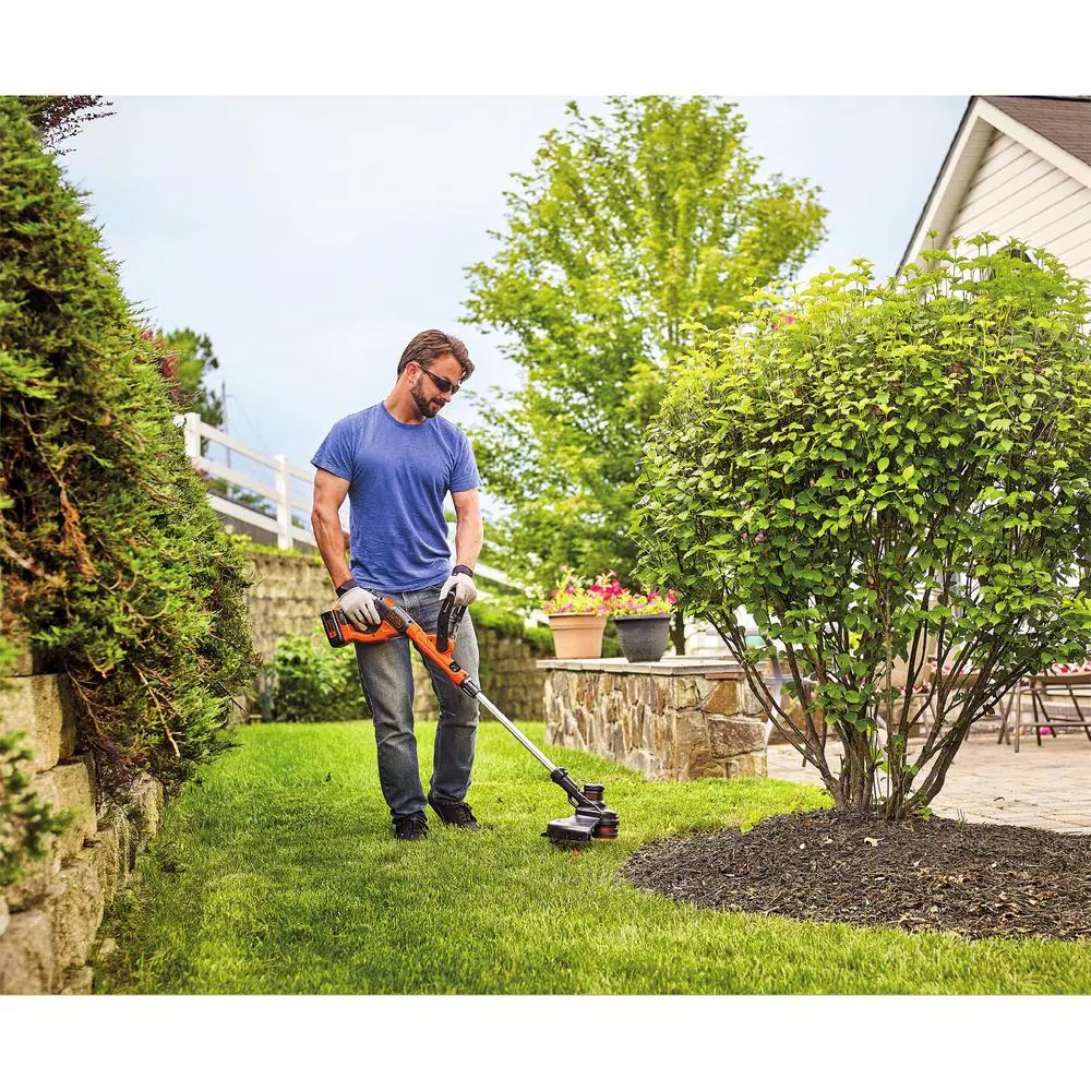BLACK+DECKER 40V MAX Lithium-Ion Cordless String Trimmer with 1.5 Ah Battery and Charger