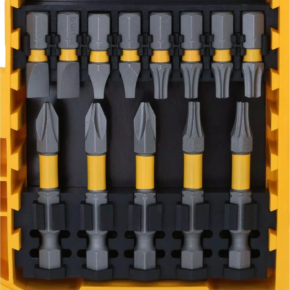 DEWALT MAXFIT 32-Piece Screwdriving Set with 10X Magnetic Screw Lock System