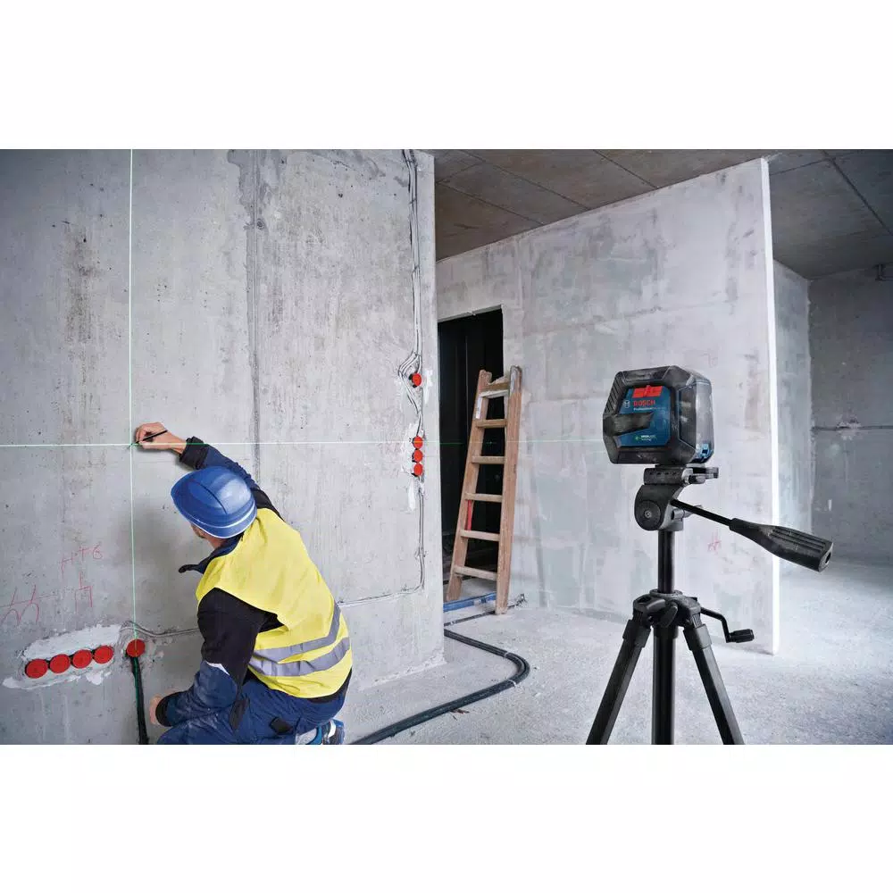 Bosch GLL100-40G Green Beam Self-Leveling Cross-Line Laser Level, 100 ft. Range
