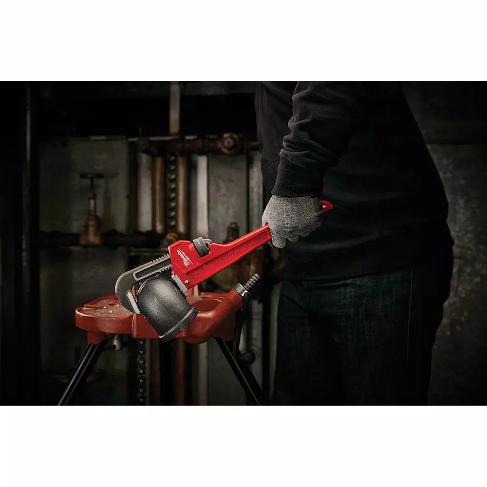 Milwaukee 2-Piece Steel Pipe Wrench Set (14 in. and 18 in.)