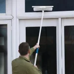 Unger 14 in. Microfiber Window Squeegee Kit with 5 ft. Telescopic Pole and Scrubber thumbnail 3