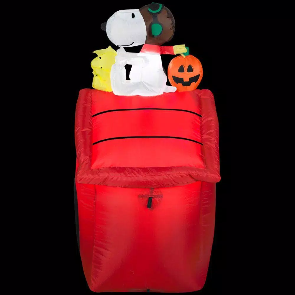 Gemmy 3.5 ft. Peanuts Red Baron Snoopy Lighted Halloween Airblown Inflatable