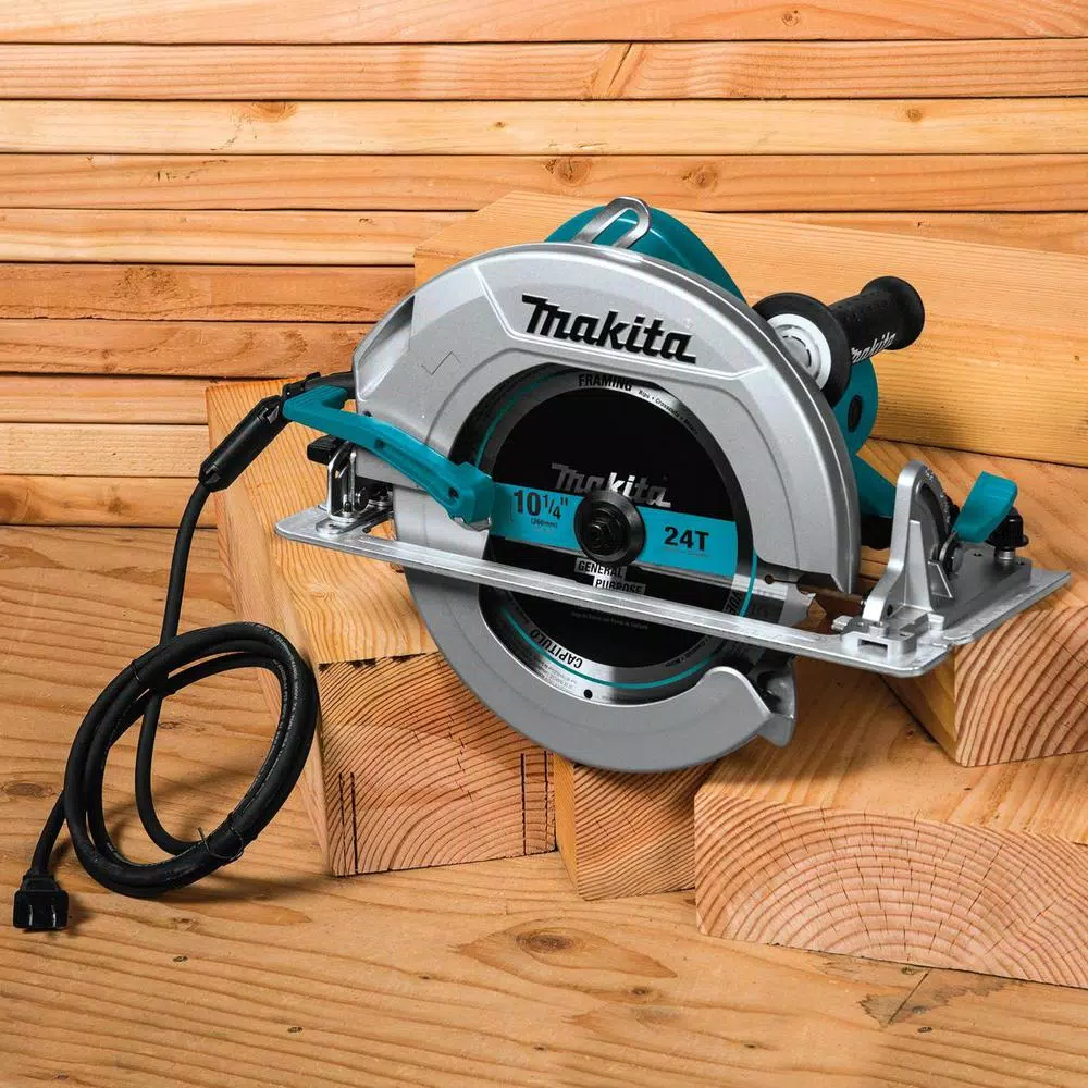 Makita HS0600 10-1/4 in. 15 Amp Corded Circular Saw