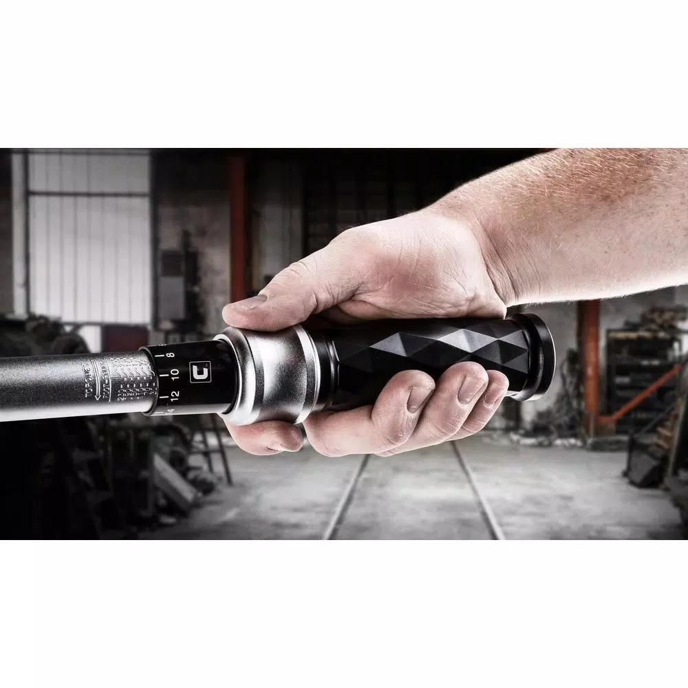 Capri Tools Diamond Series 3/8 in. Drive Ergonomic Torque Wrench, 10-80 ft. lbs.