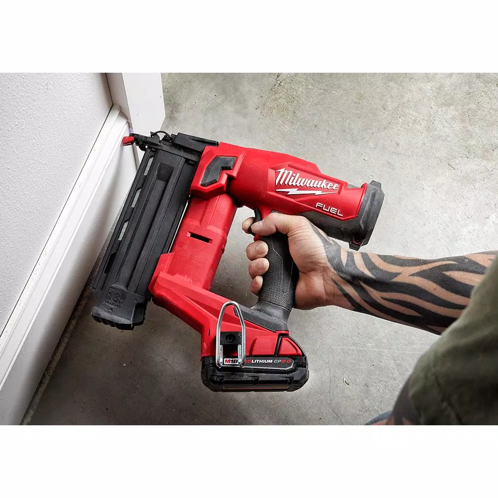 Milwaukee M18 FUEL 18-Gauge Brushless Gen II Cordless Brad Nailer (2-Tool Kit)