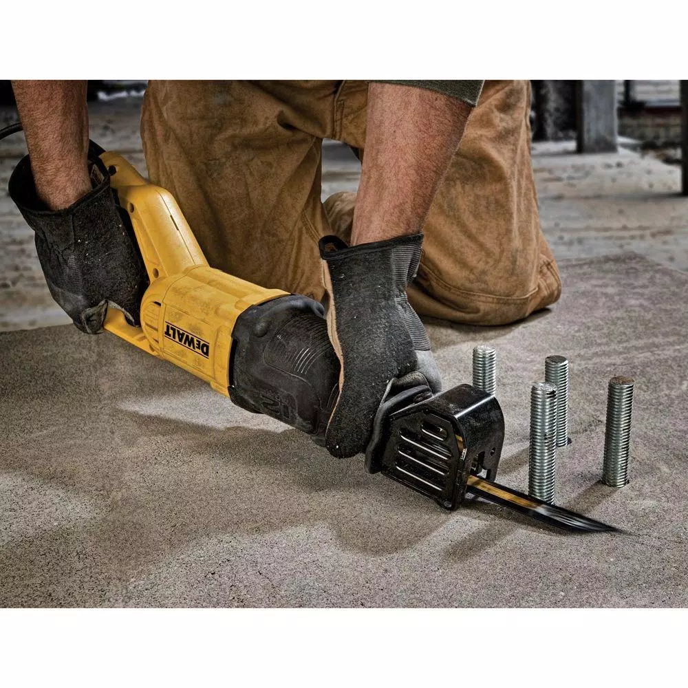 DEWALT DWE305 12 Amp Corded Reciprocating Saw