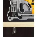 DEWALT FLEXVOLT 60V MAX Brushless 4-1/2 in. Angle Grinder Kit with 6.0Ah Battery & Bonus Jigsaw thumbnail 4