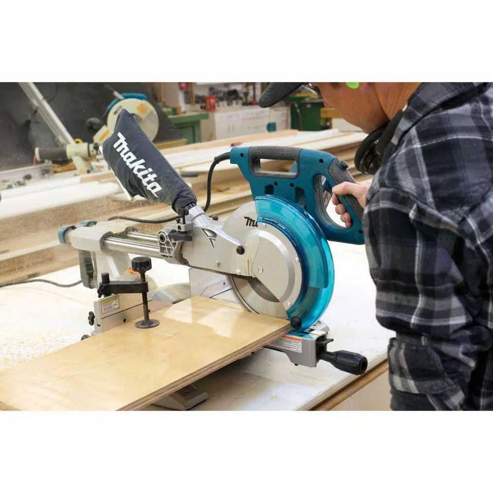 Makita 10 in. 13 Amp Sliding Compound Miter Saw