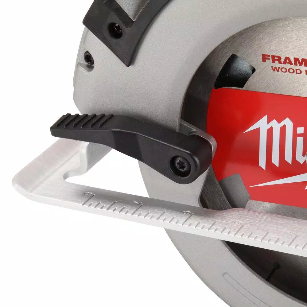 Milwaukee M18 18V Lithium-Ion Brushless 7-1/4 in. Circular Saw (Tool Only)