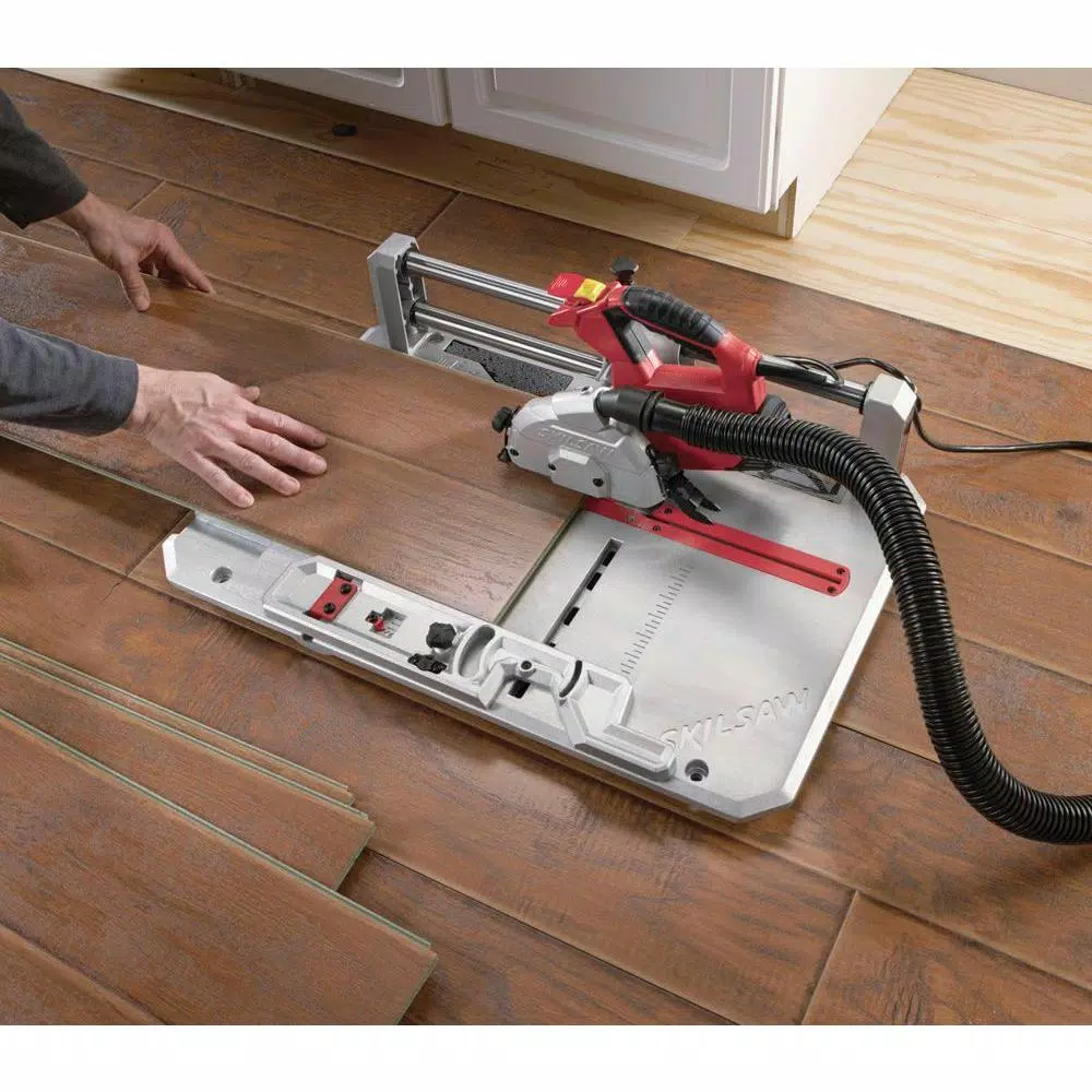 Skil 3601 7.0 Amp 4-3/8 in. Corded Flooring Saw