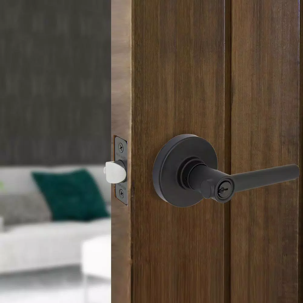 Defiant Highland Matte Black Keyed Entry Door Lever with Round Rose