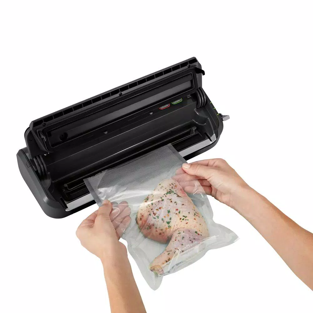 FoodSaver FM2000 Black Food Vacuum Sealer System