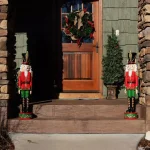 Sunnydaze Decor 37.5 in. Kristoff Nutcracker Soldier Christmas Sculpture (Set of 2) thumbnail 3