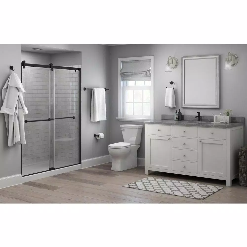 Delta Lyndall 18 in. Single Towel Bar, Matte Black
