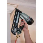 Porter-Cable 15-Gauge 2-1/2 in. Angled Finish Nailer Kit with Bonus 18-Gauge Brad Nailer Kit thumbnail 9
