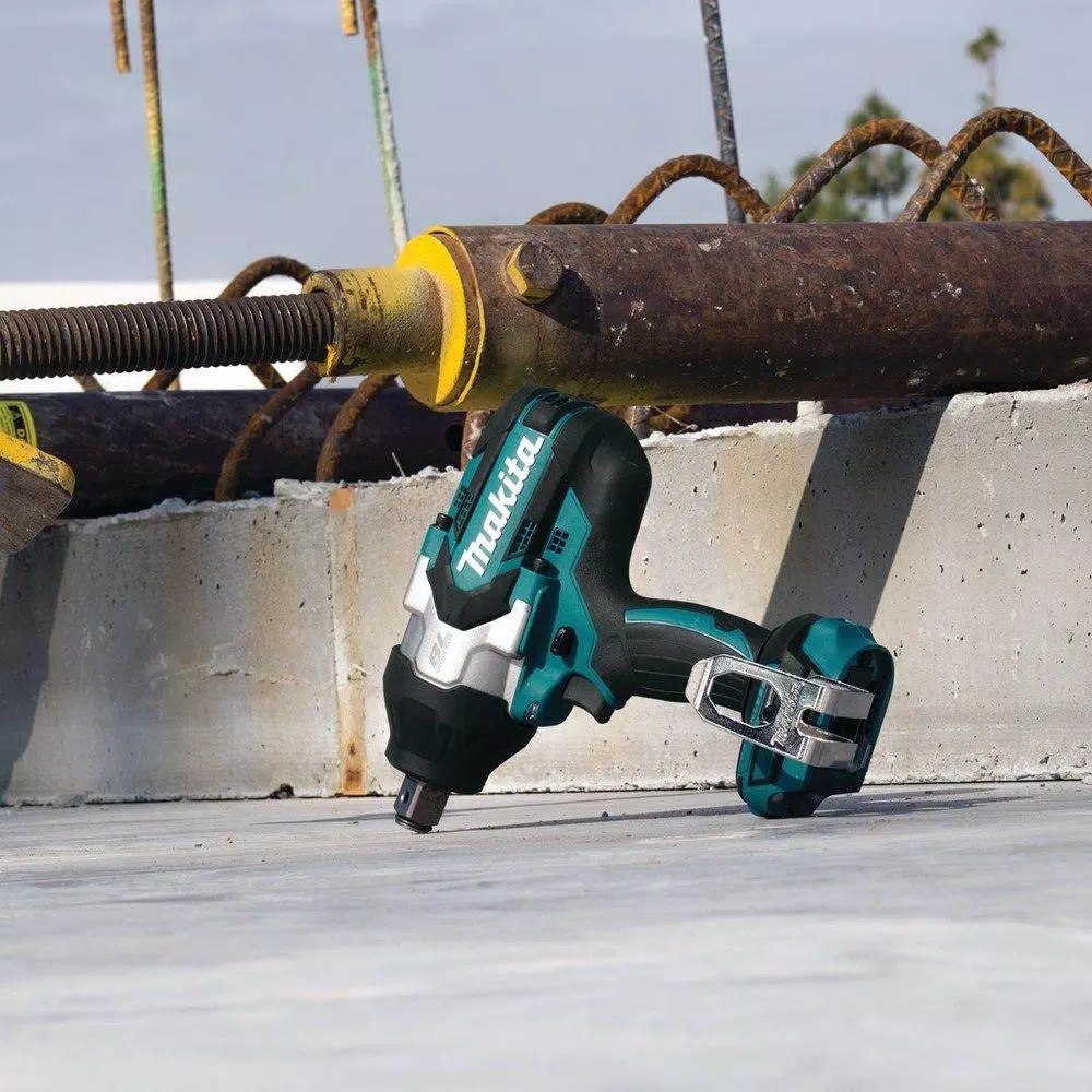 Makita 18V LXT Brushless 3/4 in. Square Drive High Torque Impact Wrench (Tool Only)