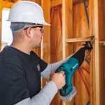 Makita 18V LXT Lithium-Ion 4.0 Ah Battery and Rapid Optimum Charger Starter Pack with Bonus Reciprocating Saw thumbnail 4
