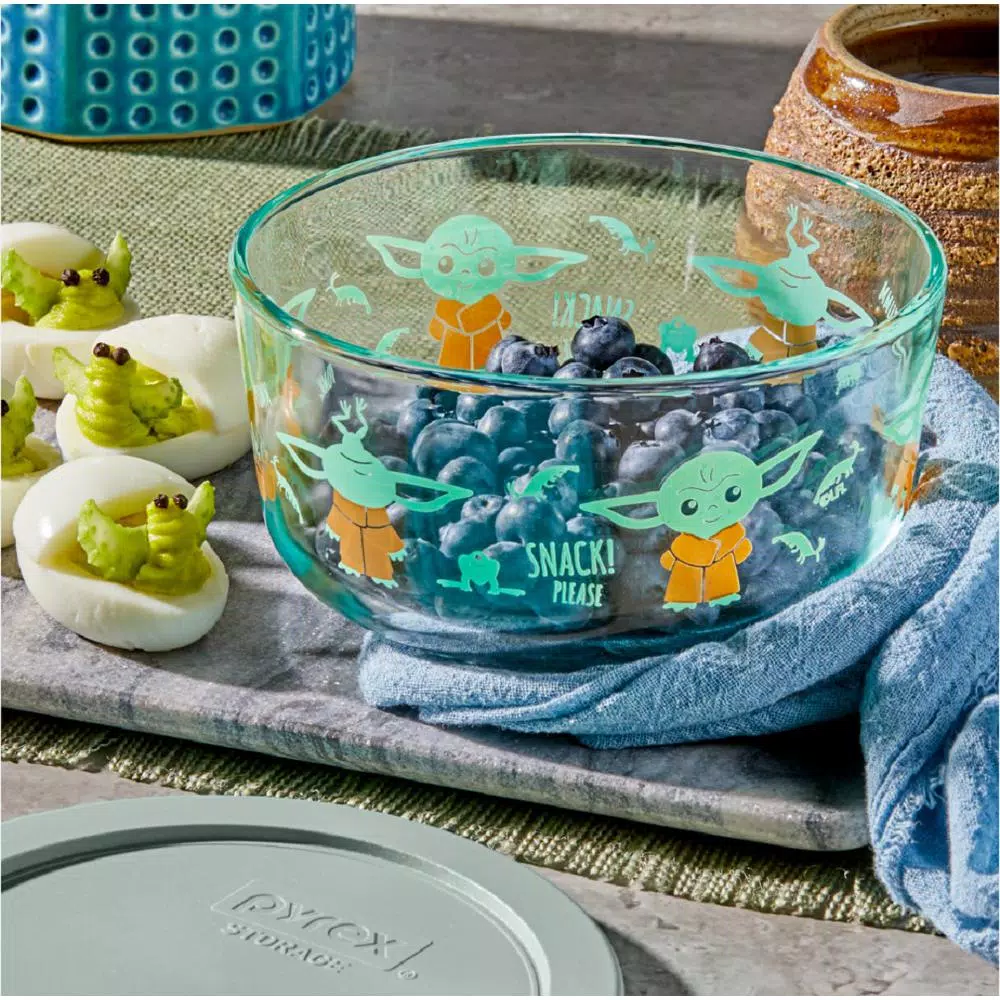 Pyrex Star Wars The Child 4-Piece Decorated Glass Food Storage Container Set with Lids
