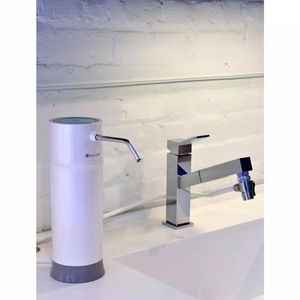 Brondell H2O+ Pearl Countertop Water Filtration System, Carbon Block Filter, White
